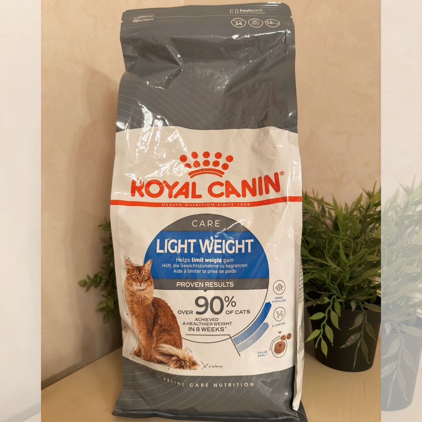 Сухой корм Royal Canin Light Weight Care