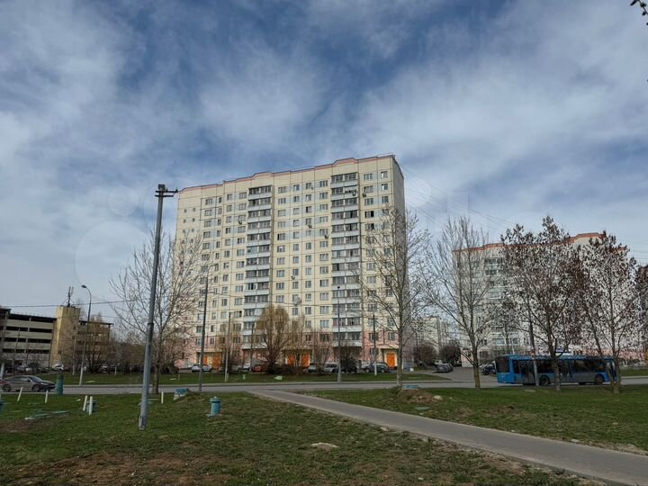 2-к. квартира, 57,6 м², 2/14 эт.