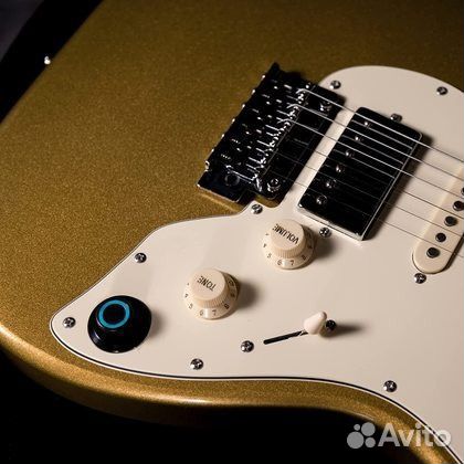 Электрогитара со встроенным процессором Mooer gtrs