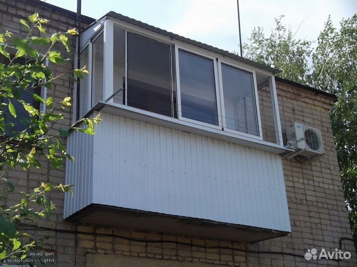 Раздвижное остекление балкона