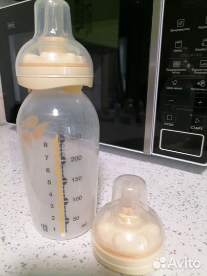 Бутылочка Medela Calma 250 мл