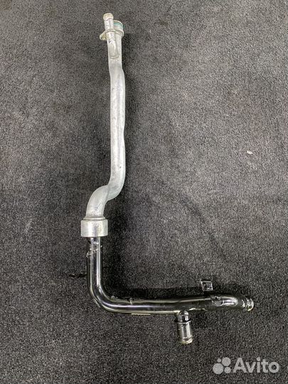 Трубка охлаждения VW porsche 057121075ap