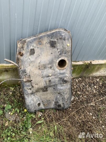 Топливный бак Toyota Camry 40