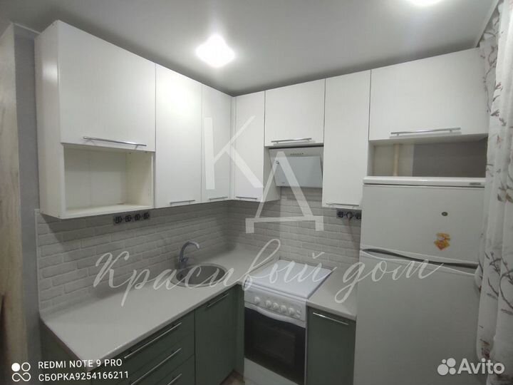 Угловой кухонный гарнитур