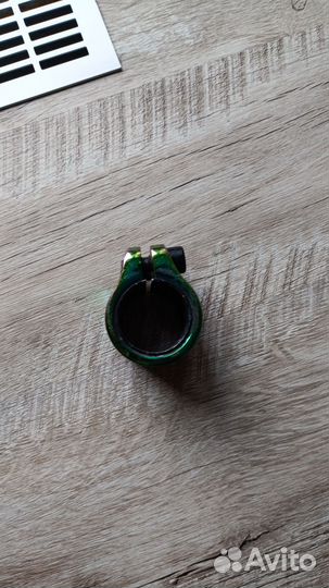 Зажим для трюкового самоката