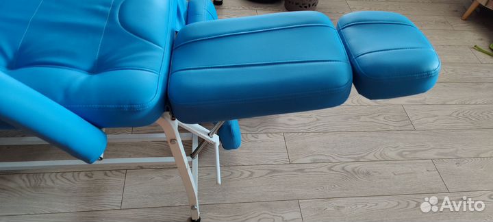 Кресло педикюрное/косметологическое