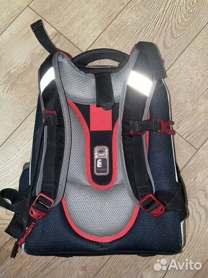 Школьный рюкзак