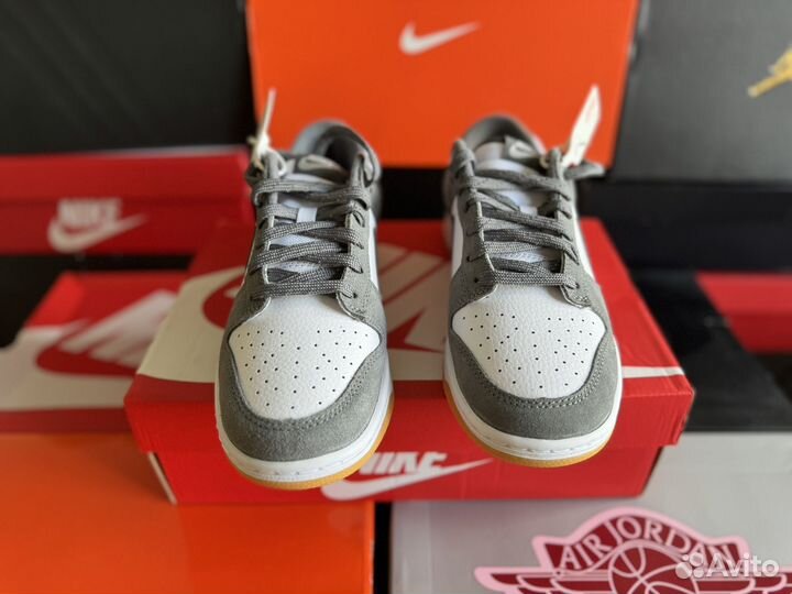 Кроссовки Nike Dunk Low 