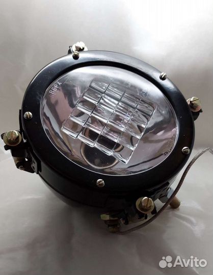 Танковые фары