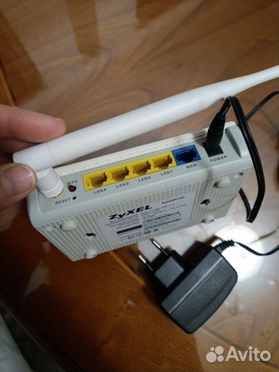 Wifi роутер zyxel keenetic Lite