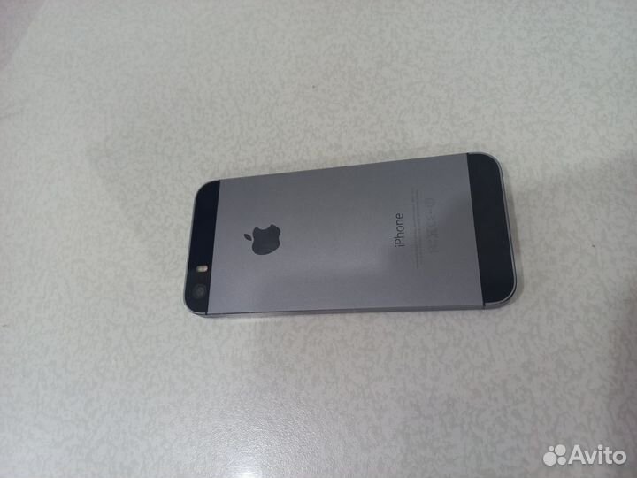 iPhone 5S, 16 ГБ