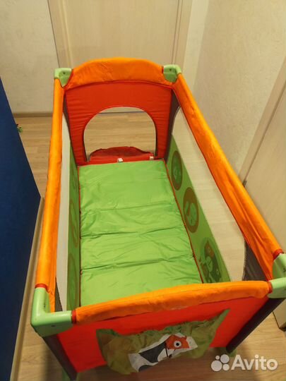 Манеж кровать двухуровневый