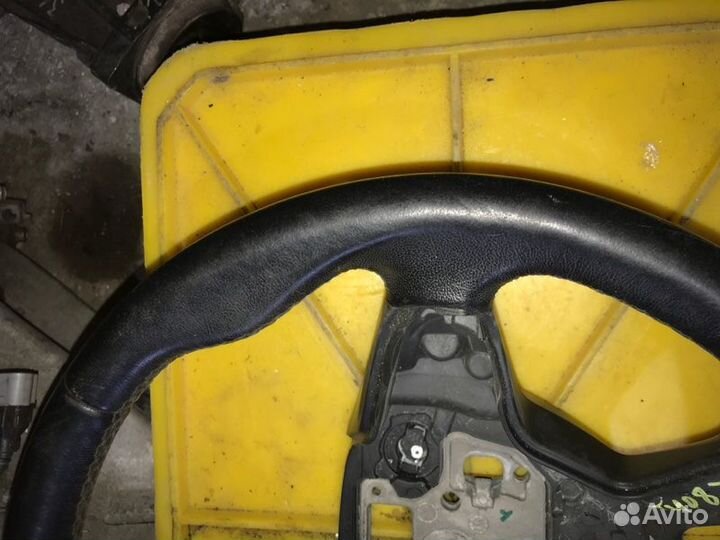 Руль Ford Focus 3 CB8 1.6L pnda 2011