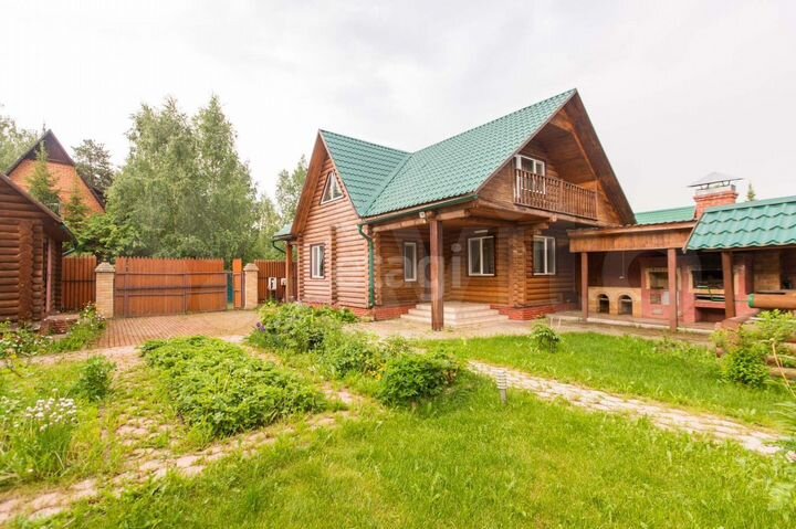 Дом 150 м² на участке 8 сот.