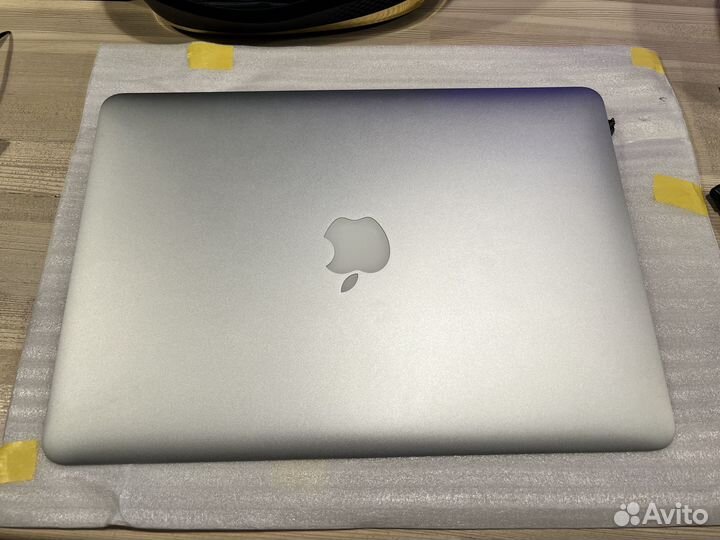 Крышка Apple MacBook Air 13 2017, дисплей