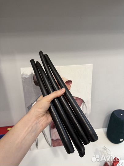 Черные восковые свечи