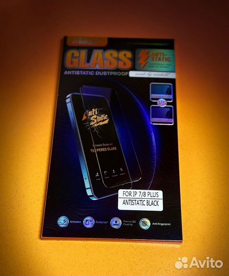 Защитное стекло на iPhone 7/8 plus mietubl
