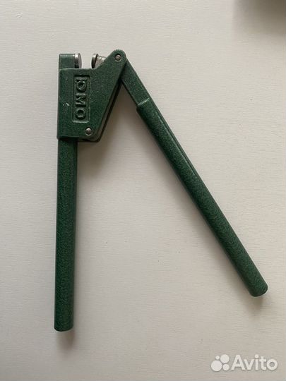 Пломбиратор юмо