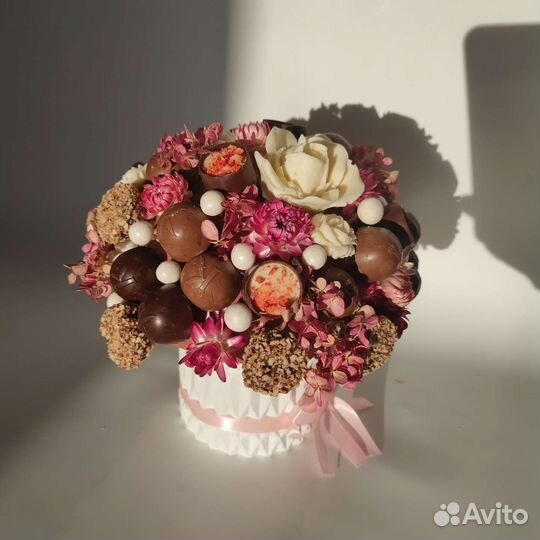 Сладкие букеты из конфет