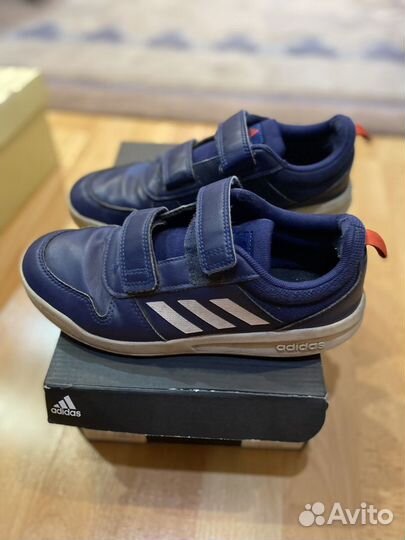 Кроссовки adidas оригинал