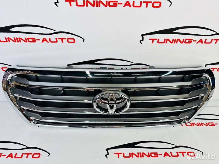 Решетка радиатора Toyota Land Cruiser 200 F3711