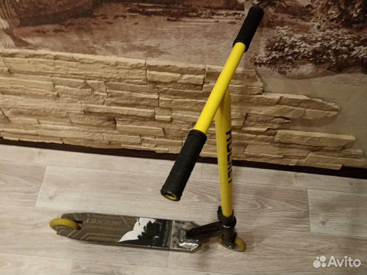 Трюковой самокат