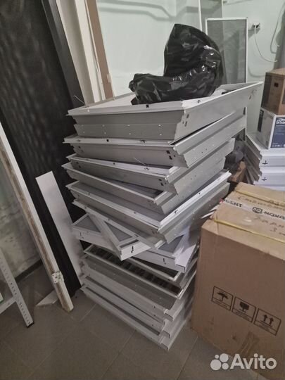 Светильники для потолка armstrong