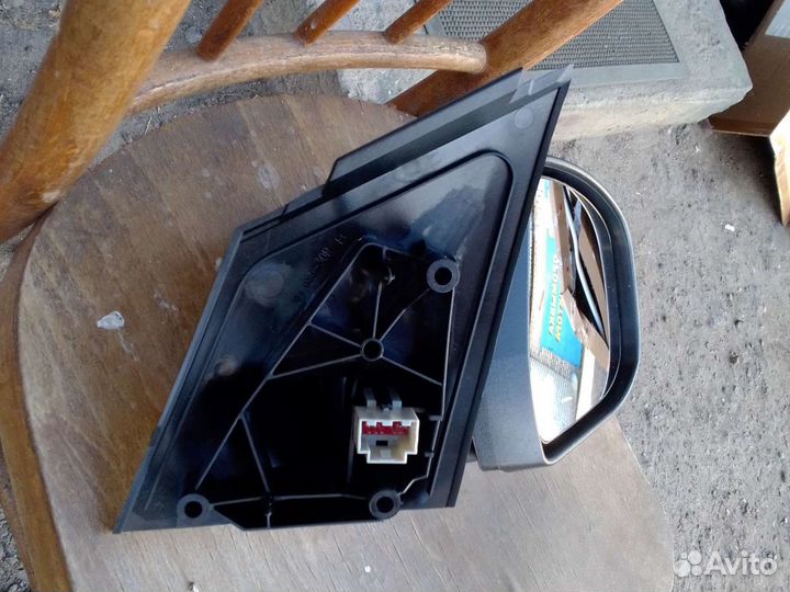 Зеркало боковое 1733338 Форд Фокус 3