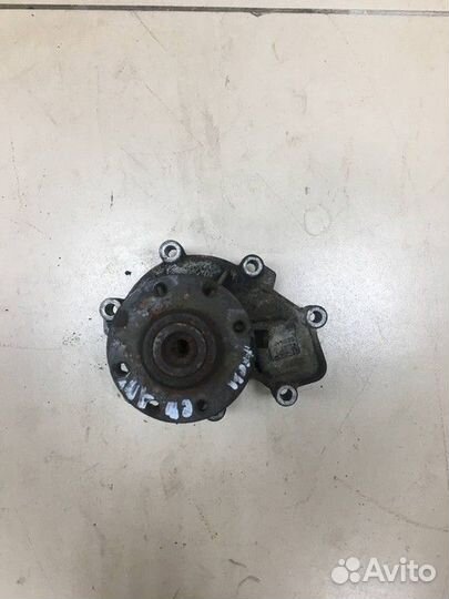 Насос водяной (помпа) SsangYong Kyron