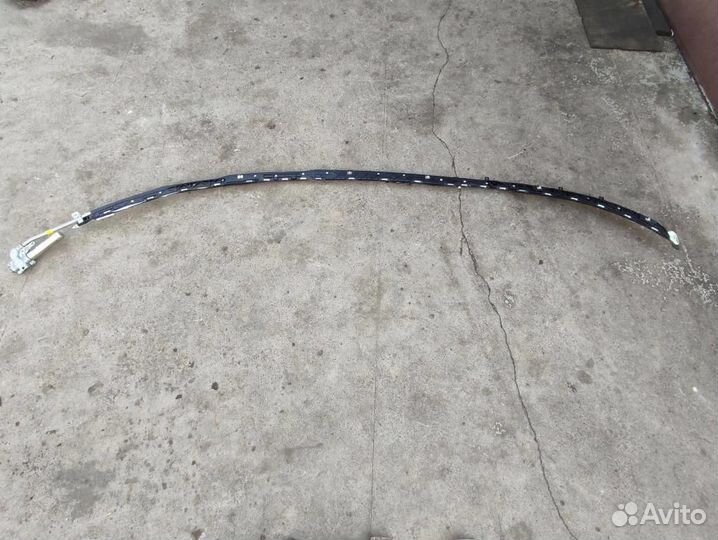 Шторка без-ти левая w251 R-class 642.950 2006