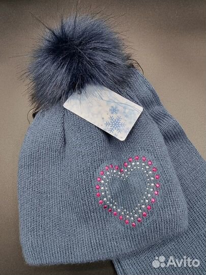 Комплект шапка и шарф для девочки