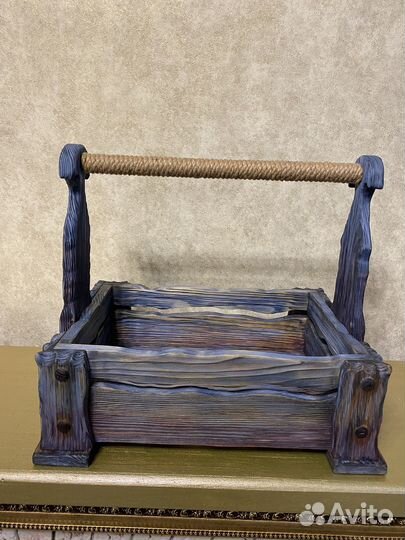 Деревянный подарочный ящик