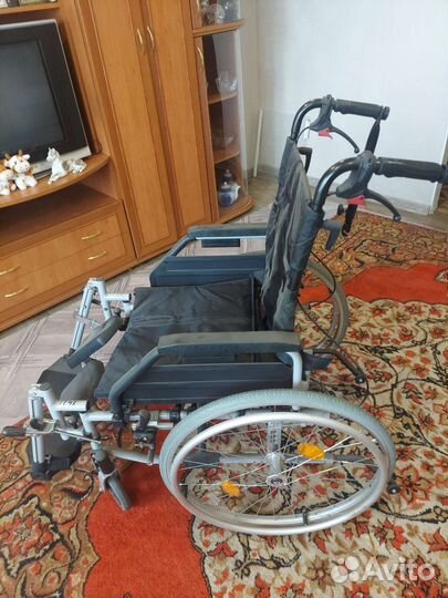 Инвалидная коляска новая