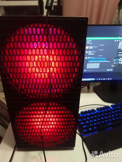 Мощный игровой компьютер Монитор 280 Hz