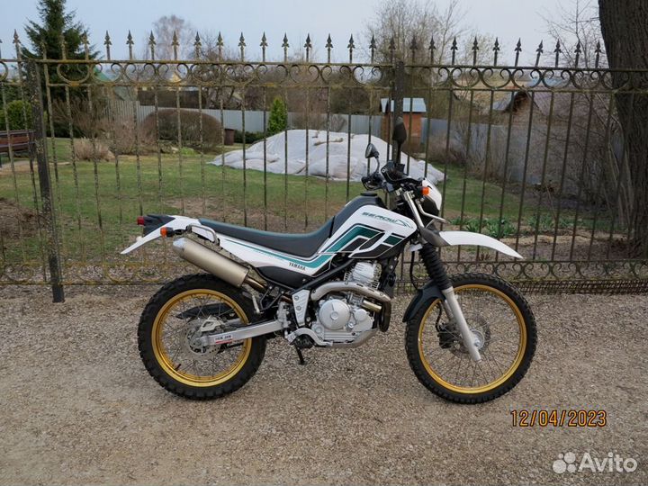 Yamaha Serow 250