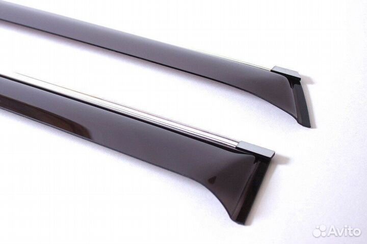 Дефлекторы Dodge Ram IV 2008-2020 с хром молдингом