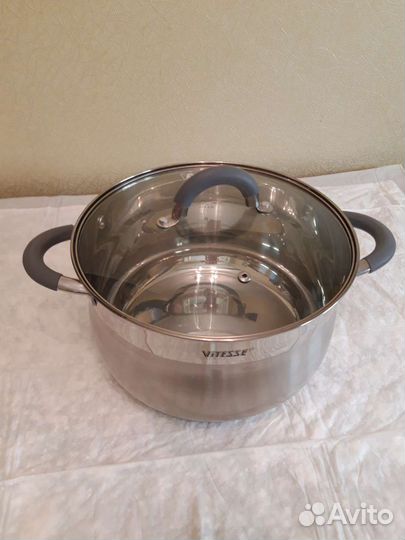 Кастрюля новая