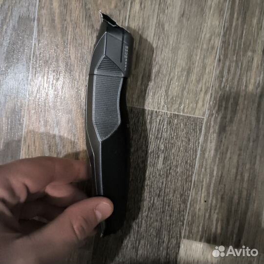 Триммер для бороды и усов