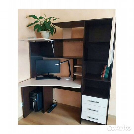 Новый рабочий уголок, компьютерный стол