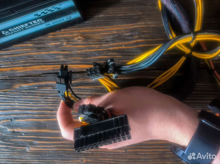 Блок питания chieftec на 600w