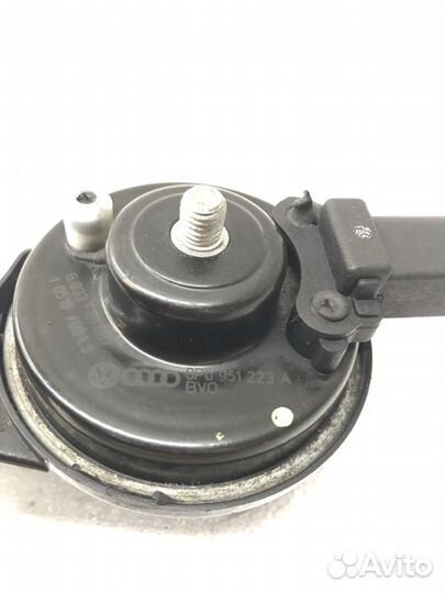 Звуковой сигнал (клаксон) Audi A3 8P 2007