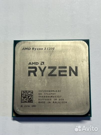 Процессор AMD Ryzen 3 1200