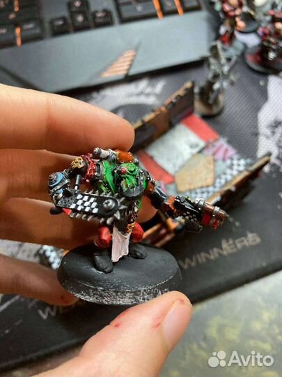 Warhammer ork trukk + doc