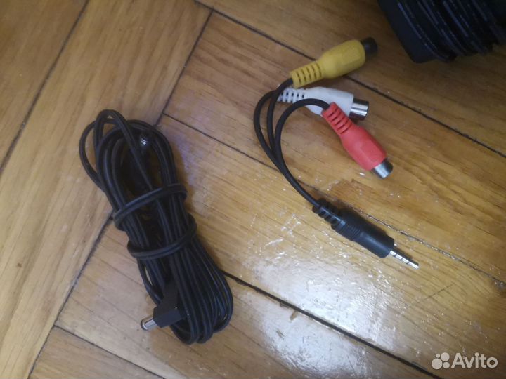 Провода и зарядные устройства