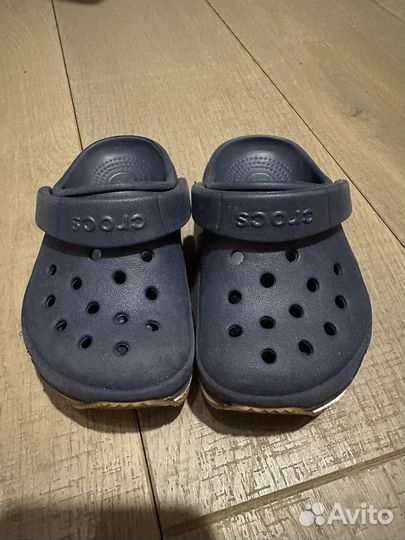 Crocs