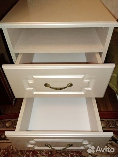 Тумба прикроватная Виктория