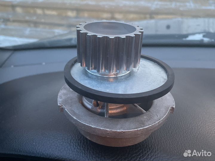 Помпа chevrolet Aveo 1.4L 05-08/Lacetti 1.4