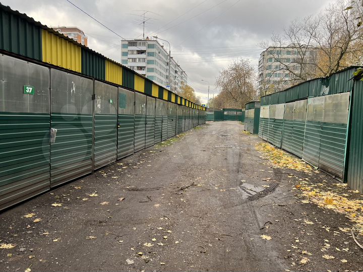 Машиноместо, 15 м²