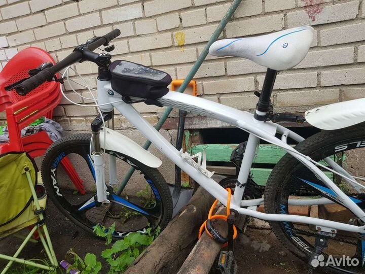 Велосипед на литых дисках bmw