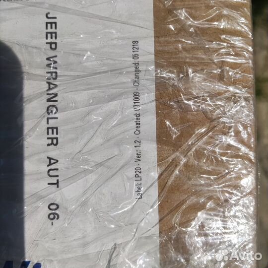 Продам радиатор кондиционера jeep wrangler AUT